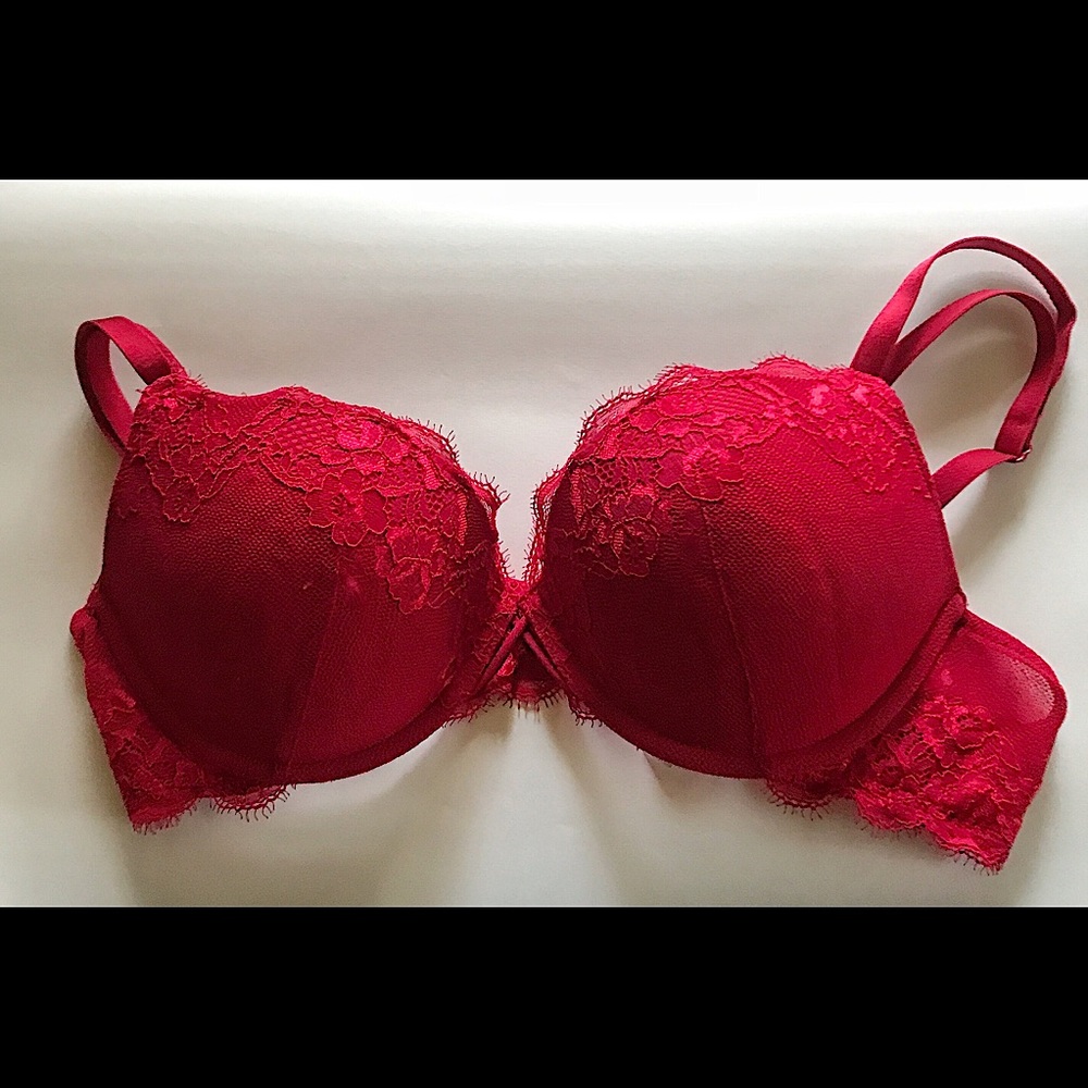 Ambrielle Lacy Red Bra, Ace Plunge Push-up size 38C
